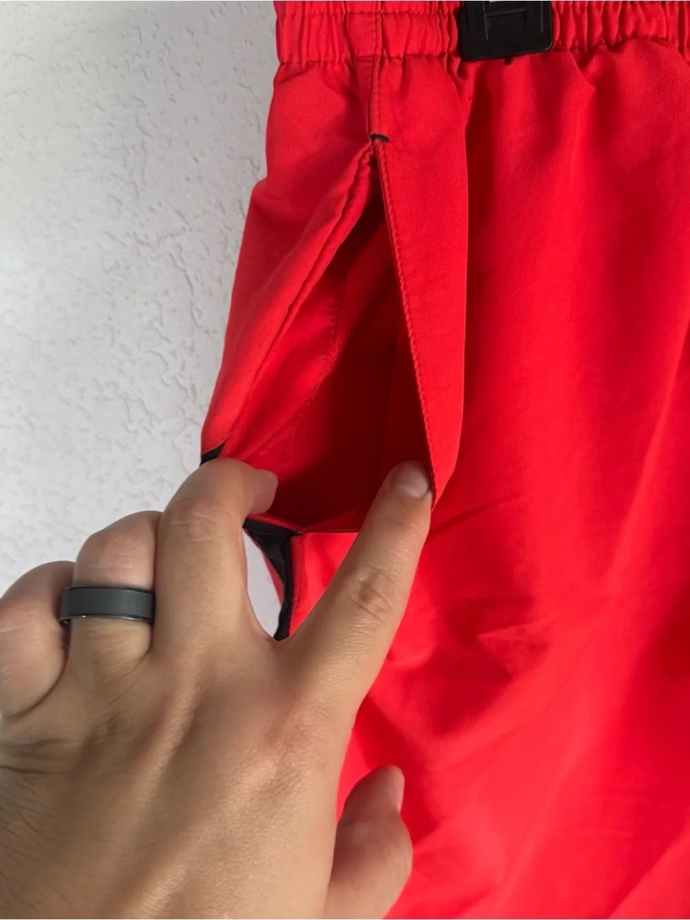 Men’s Red Under Armour Lightweight Activewear Running Workout Athletic Shorts